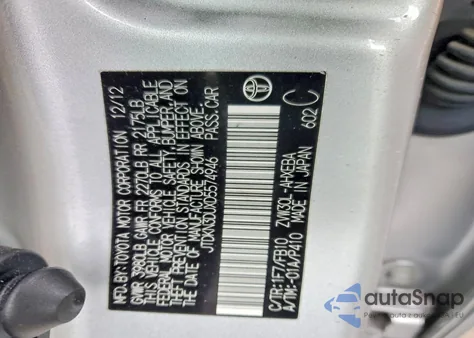 2013 Toyota Prius z USA, uszkodzony, nr VIN JTDKN3DUXD5574946